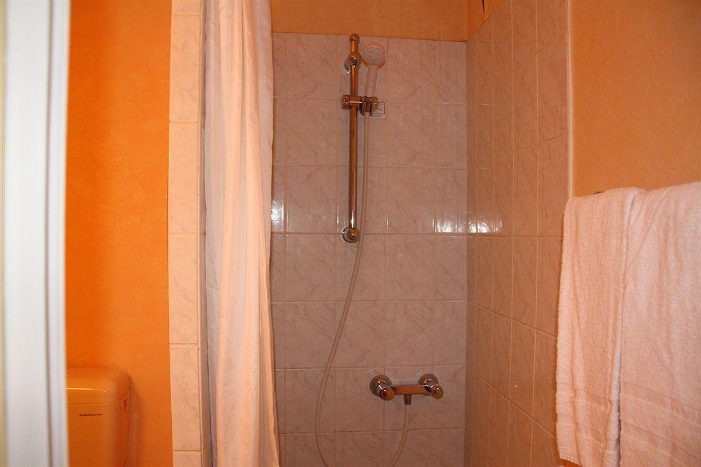 Hotel Des Lices - Angers Ngoại thất bức ảnh
